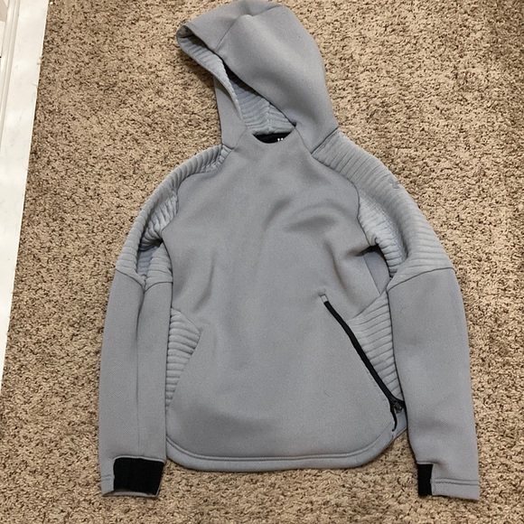 Grey under armour sweatshirt - Picture 1 of 5